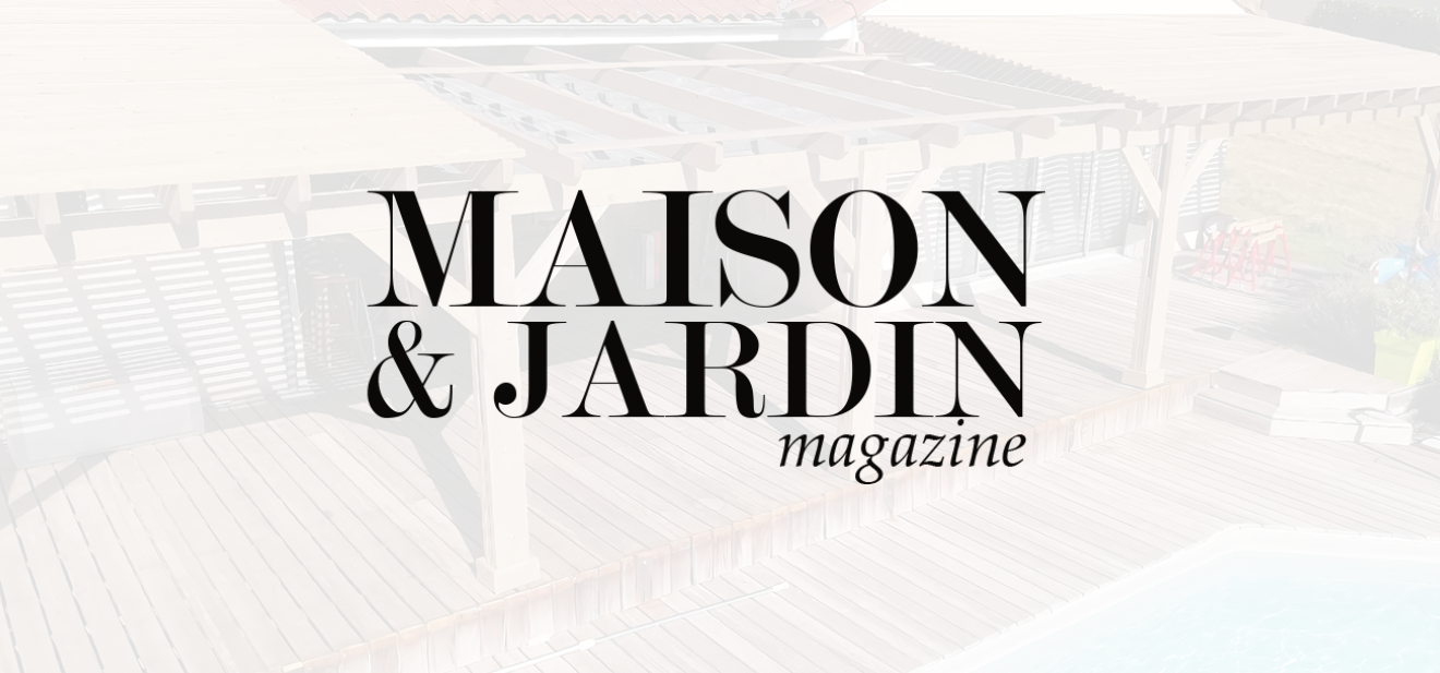 Découvrez comment monter facilement votre pergola en kit - vu dans Maison & Jardin magazine